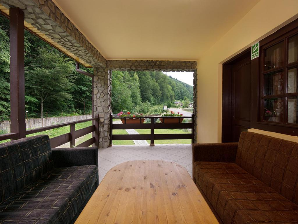 Pensiunea Bobu Hotel Izvoru Muntelui Luaran gambar