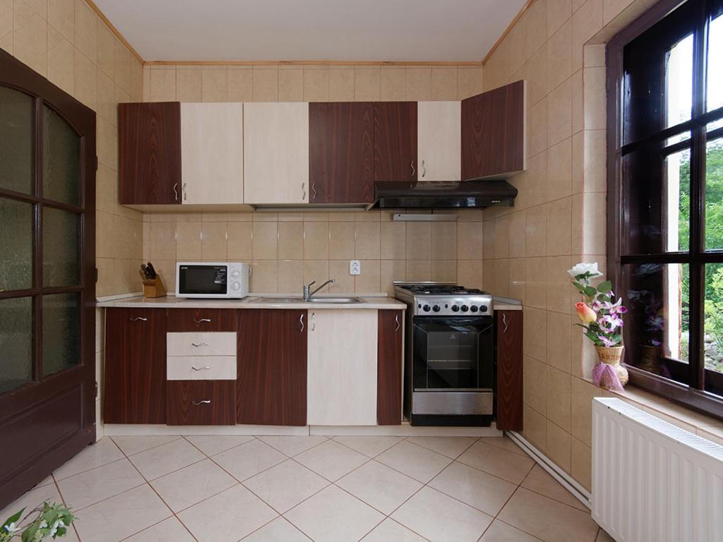 Pensiunea Bobu Hotel Izvoru Muntelui Luaran gambar