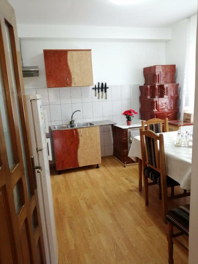 Pensiunea Bobu Hotel Izvoru Muntelui Luaran gambar
